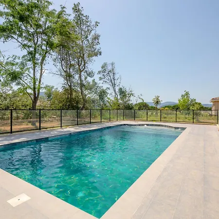 Сasa de vacaciones Le Clos D'alice-2 By Interhome