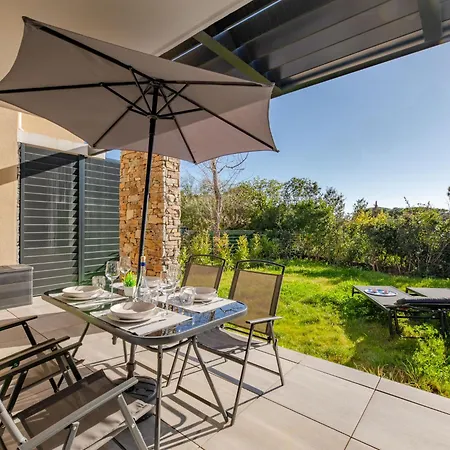 Сasa de vacaciones Le Clos D'alice-2 By Interhome *