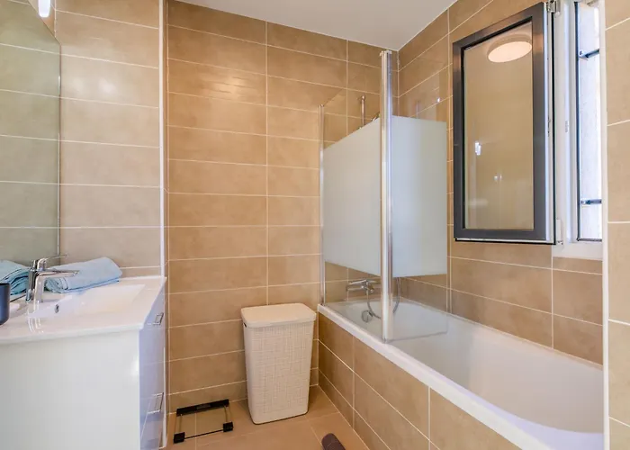 بيت للعطل Le Clos D'alice-2 By Interhome *